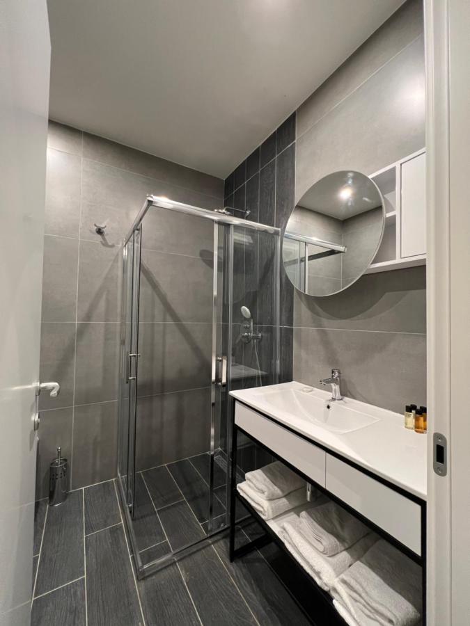 Split Rooftop Suites Durrës 외부 사진